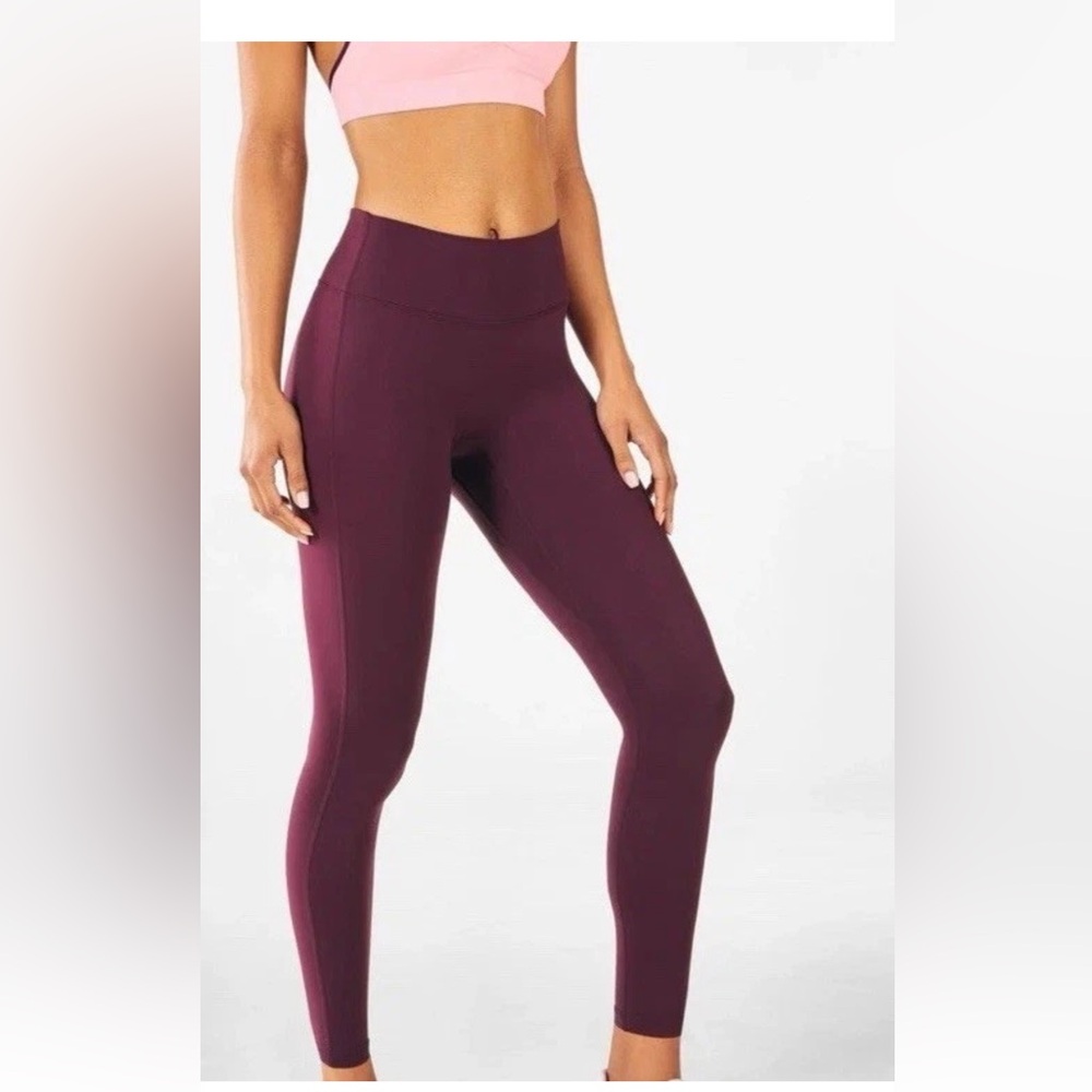 Fabletics Anywhere Motion365 High Waisted Moto Leggings Size Large Burgundy